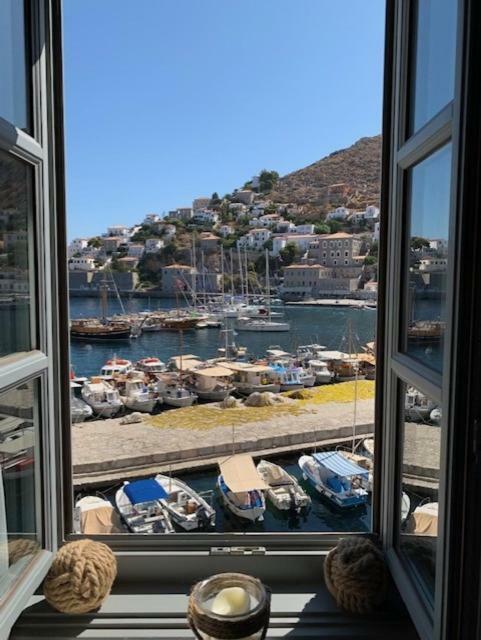 On The Port Mansion Studio 2 Hydra Buitenkant foto